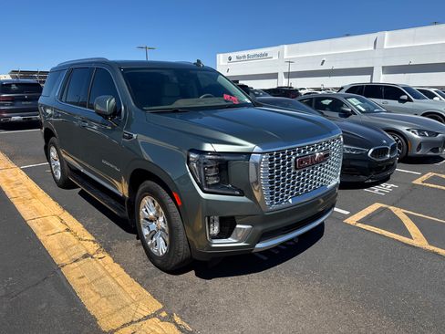 Used 2023 GMC Yukon Denali image 5