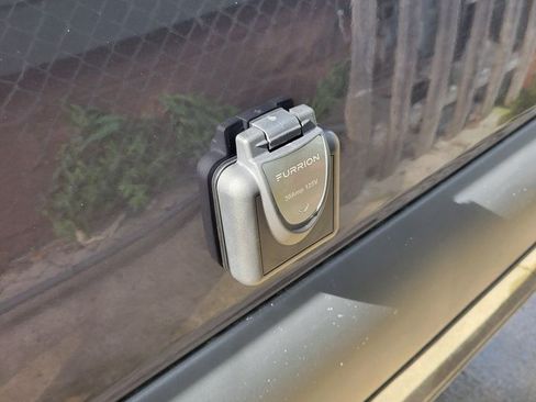 Used 2023 Mercedes-Benz Sprinter 2500 image 9