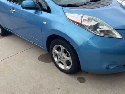 Used 2011 Nissan Leaf SL