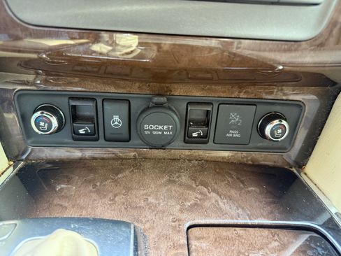 Used 2014 INFINITI QX80 2WD w/ Deluxe Touring Package image 12