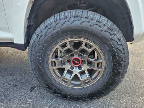 Used 2022 Toyota 4Runner TRD Off-Road Premium image 12