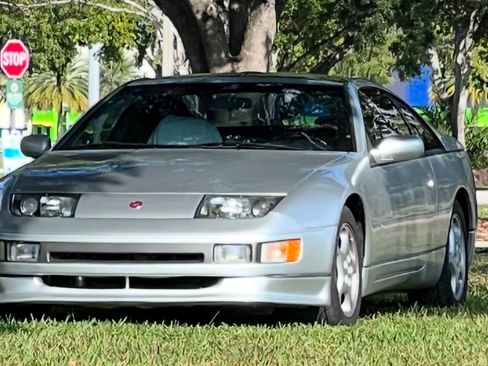 Used 1993 Nissan 300ZX 2+2 Hatchback image 9