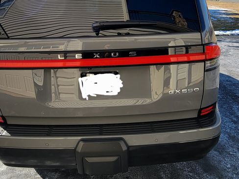 Used 2024 Lexus GX 550 image 11