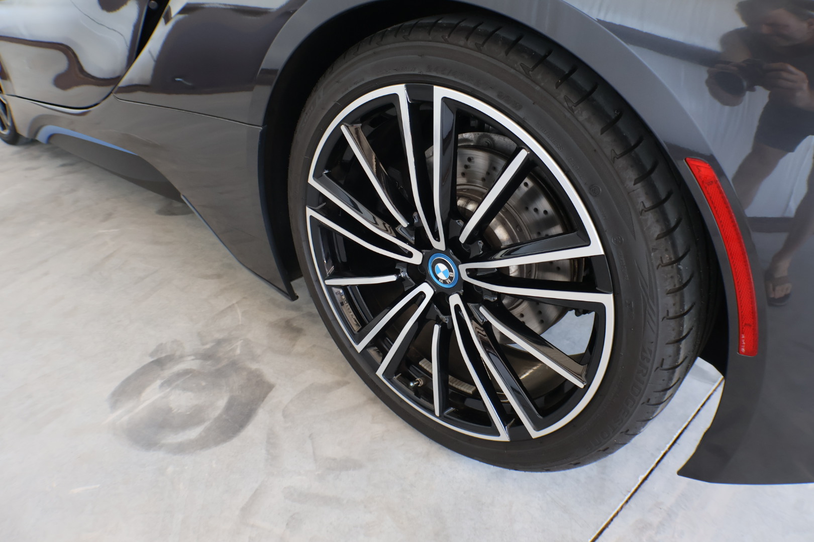 Used 2020 BMW i8 Coupe AWD/4WD image 22