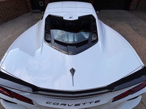 Used 2024 Chevrolet Corvette Stingray Coupe w/ Z51 Performance Package RWD image 19
