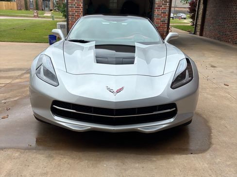 Used 2015 Chevrolet Corvette Stingray Z51 Coupe 2D w/ 3LT Preferred Equipment Group image 8