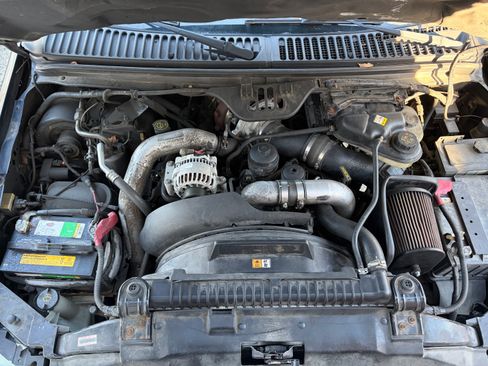 Used 2004 Ford F350 XLT image 23