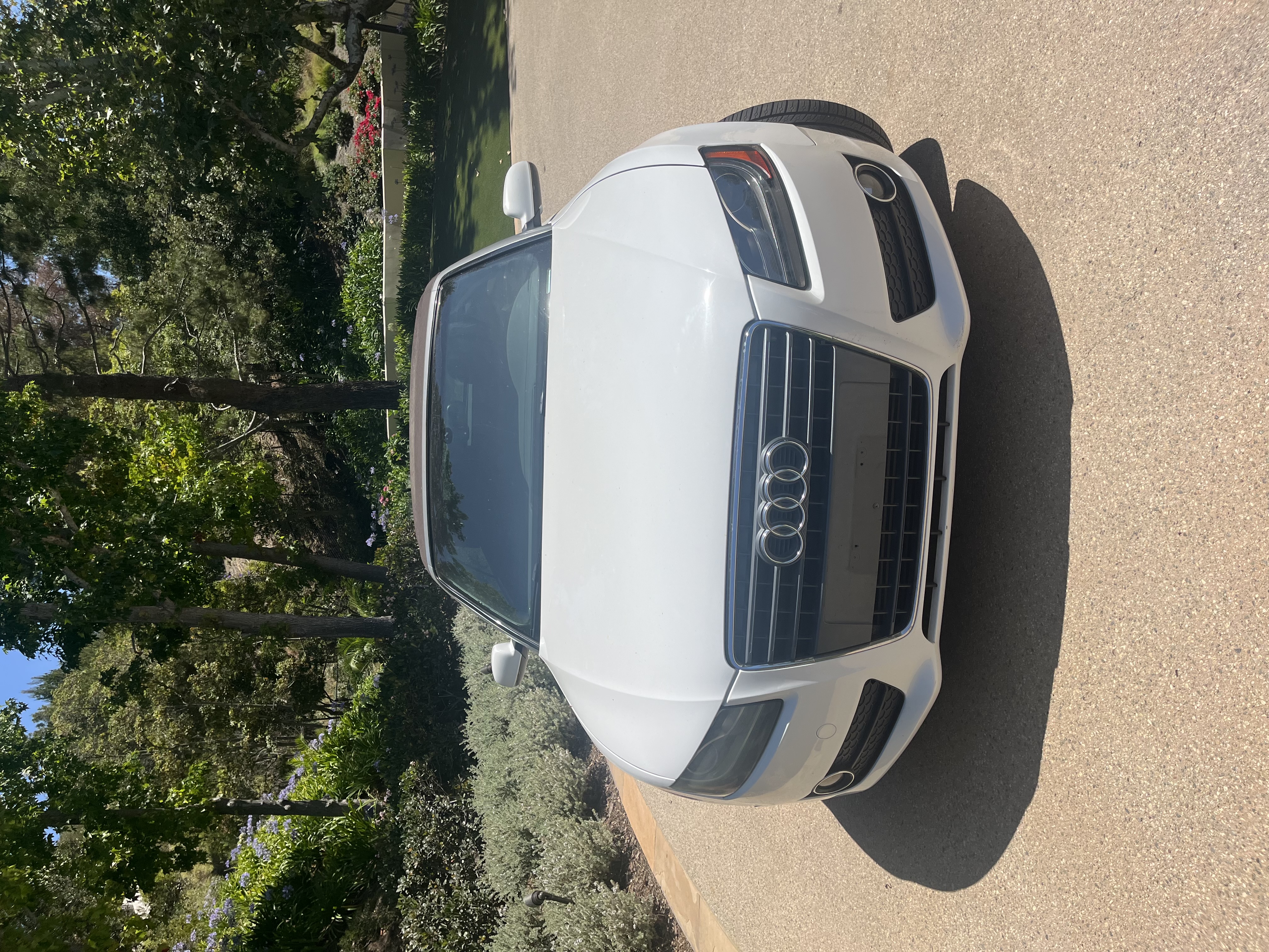 Used 2011 Audi A5 2.0T Premium Plus FWD image 2