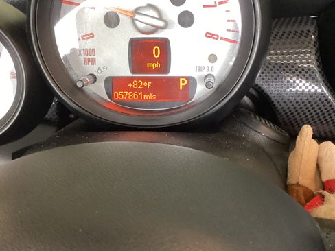 Used 2012 MINI Cooper S w/ Cold Weather Pkg image 9