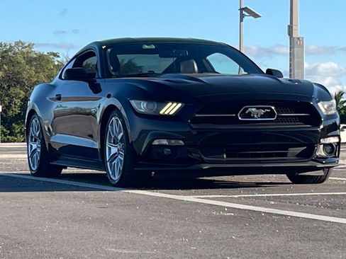 Used 2015 Ford Mustang GT Premium w/ Equipment Group 401A RWD image 6