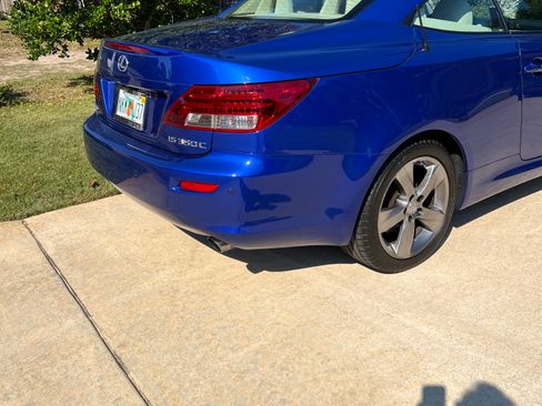 Used 2010 Lexus IS 350C image 13