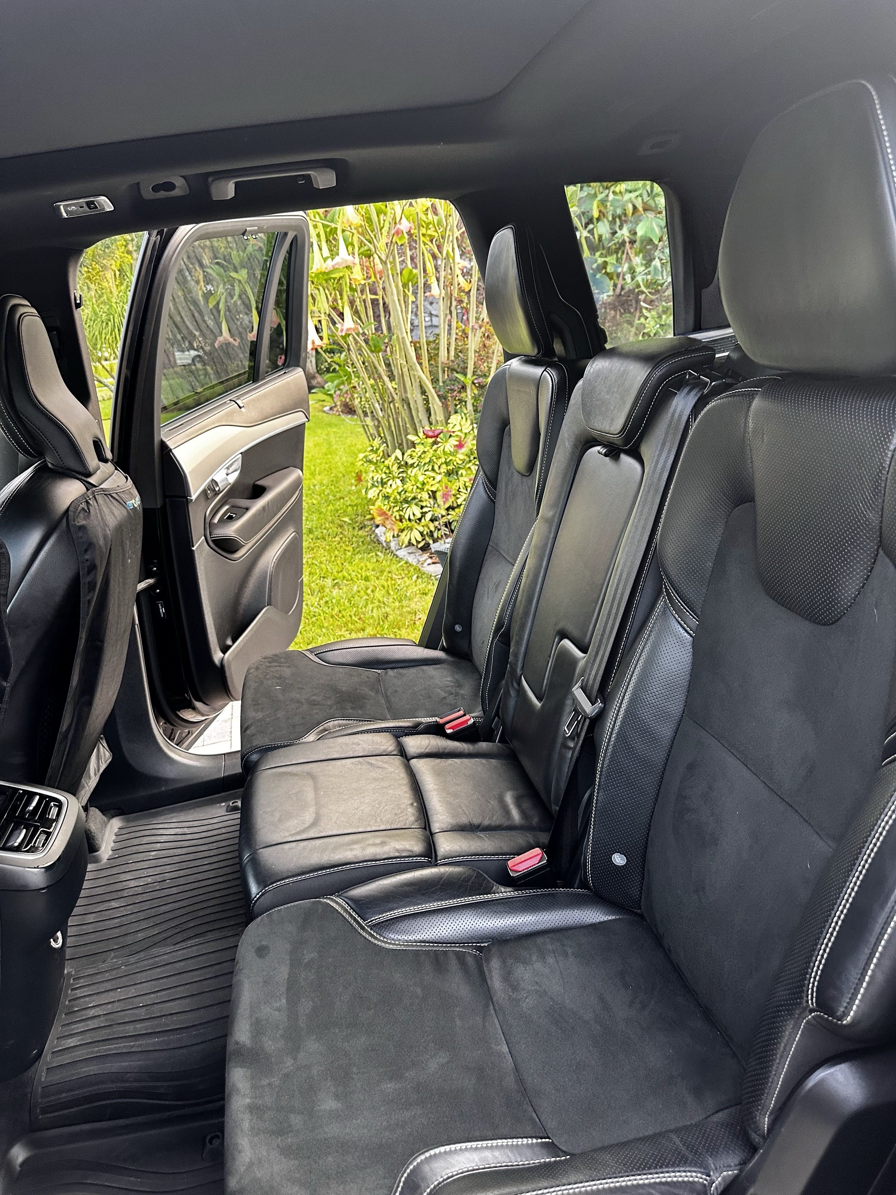 Used 2019 Volvo XC90 T6 R-Design w/ Protection Package Premier AWD/4WD image 19