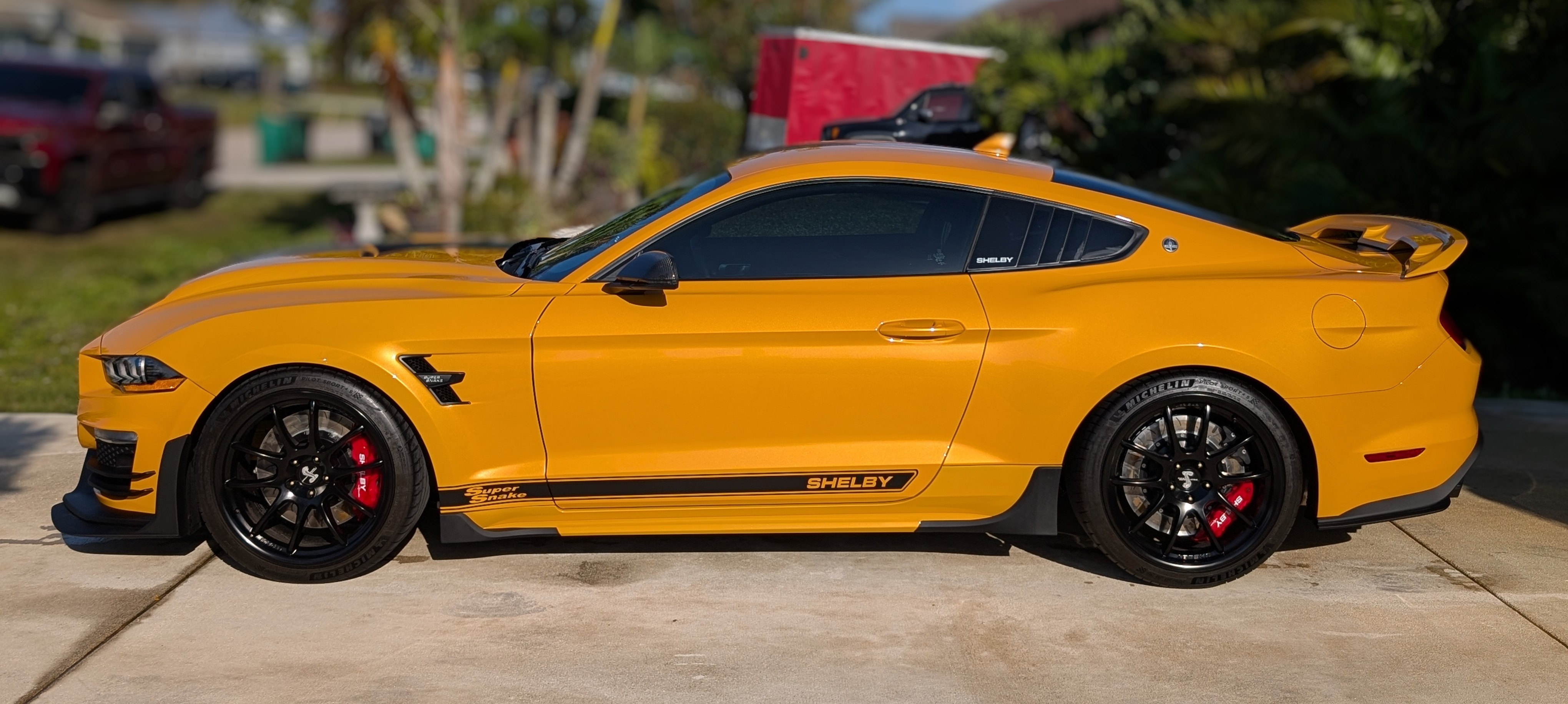 Used 2022 Ford Mustang GT Premium w/ GT Performance Package RWD image 1