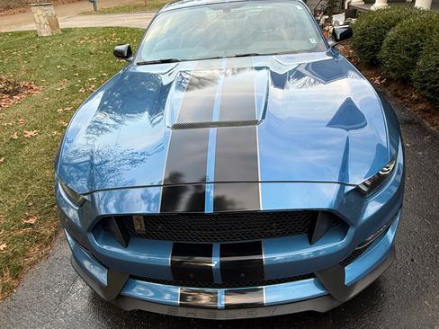 Used 2020 Ford Mustang Shelby GT350 w/ Technology Package image 9