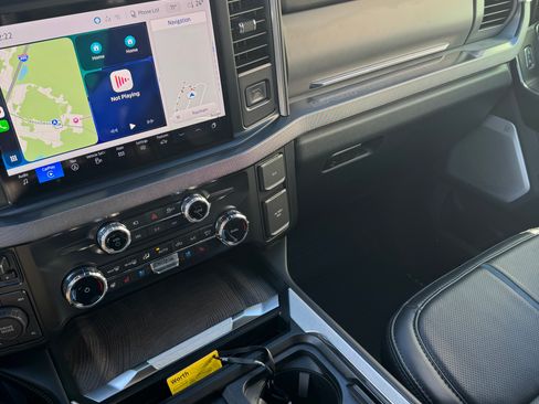 Used 2025 Ford F350 Platinum w/ FX4 Off-Road Package image 28