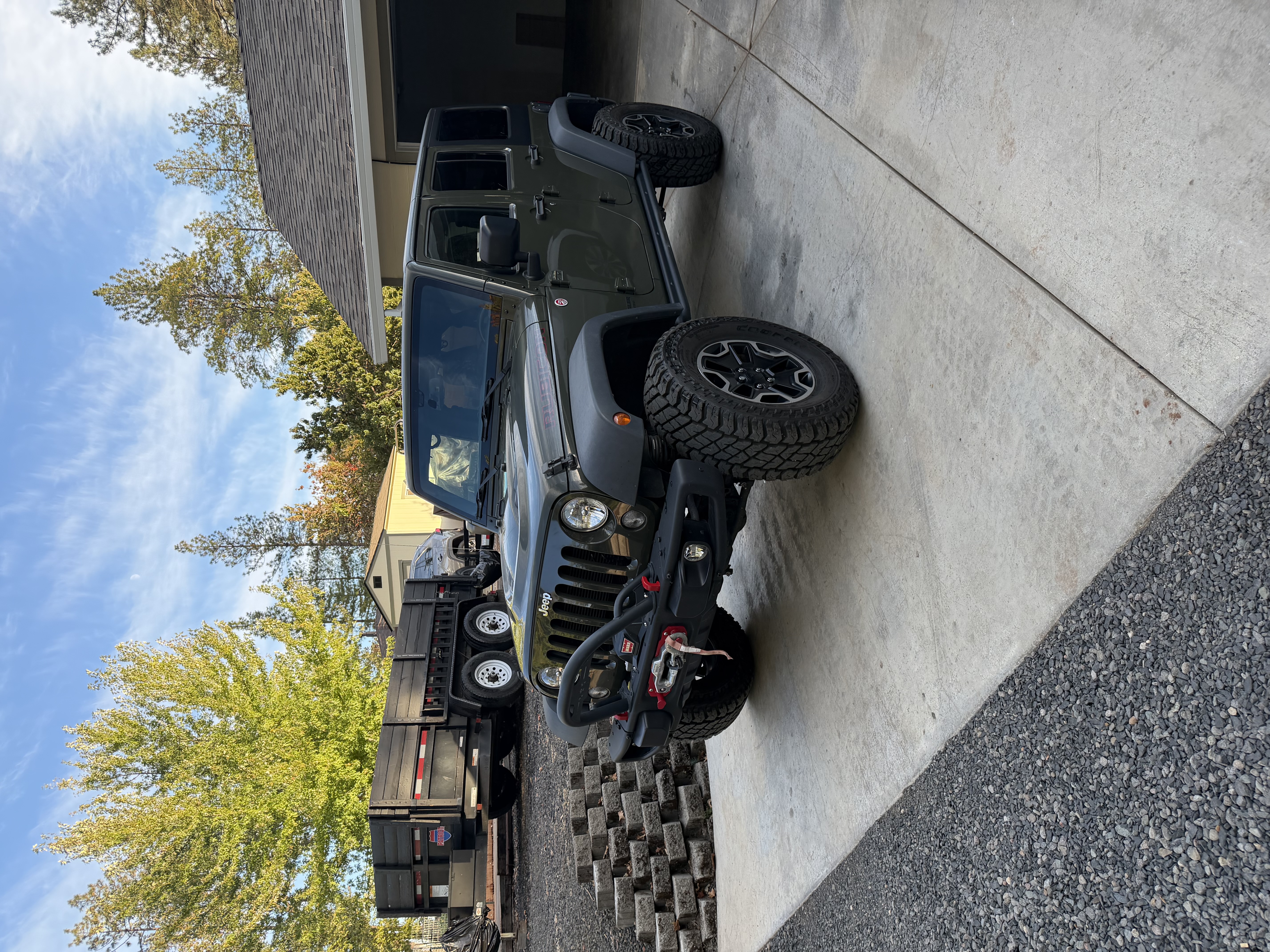 Used 2015 Jeep Wrangler Unlimited Rubicon AWD/4WD image 12
