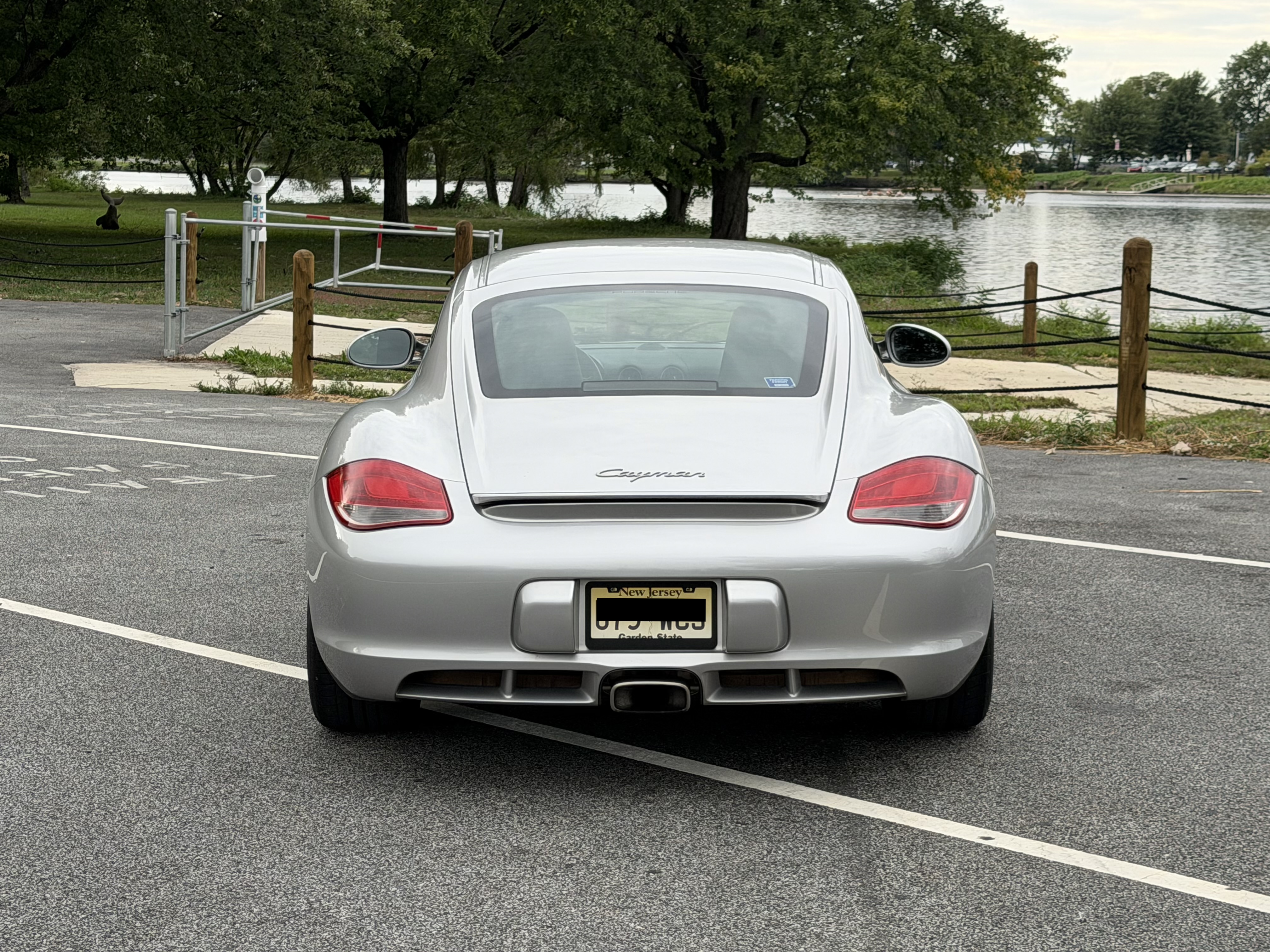 Used 2010 Porsche Cayman RWD image 25
