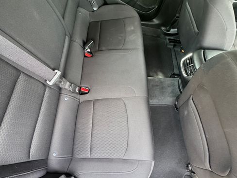 Used 2022 Chevrolet Malibu LT image 10