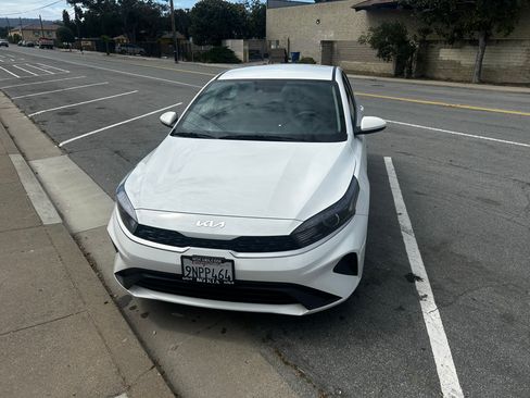 Used 2024 Kia Forte LX image 8