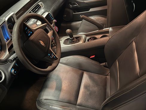 Used 2015 Chevrolet Camaro SS w/ SS Performance Package image 11