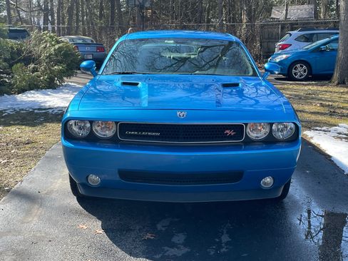Used 2009 Dodge Challenger R/T image 4