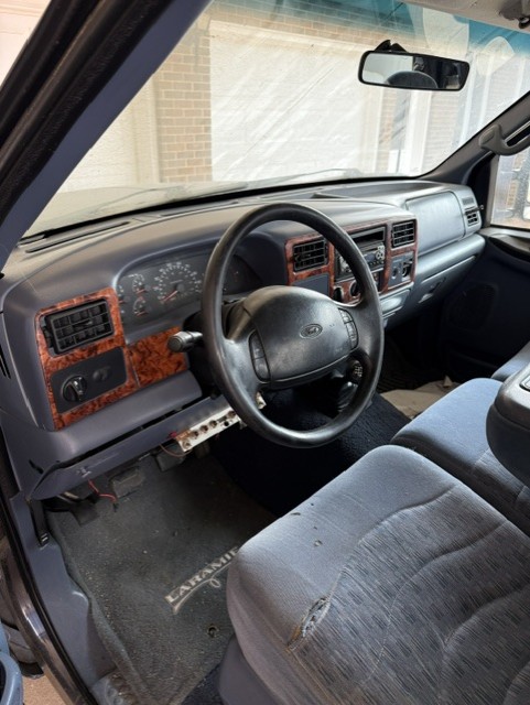 Used 1999 Ford F250 2WD SuperCab Super Duty image 4