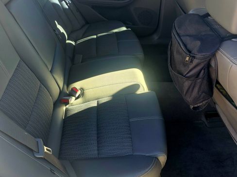 Used 2014 Chevrolet Impala LT w/ Convenience Package image 6