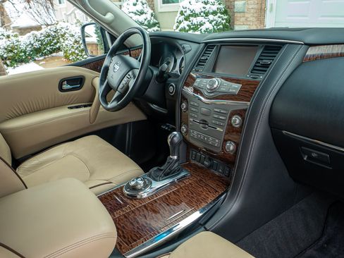 Used 2017 Nissan Armada SL w/ Technology Package image 9