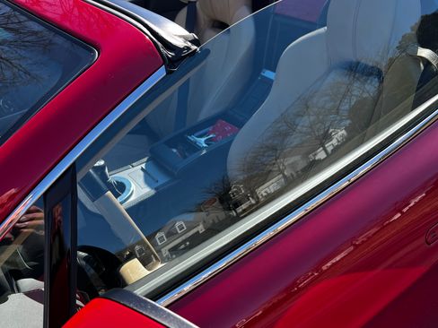 Used 2010 Aston Martin V8 Vantage Roadster image 12