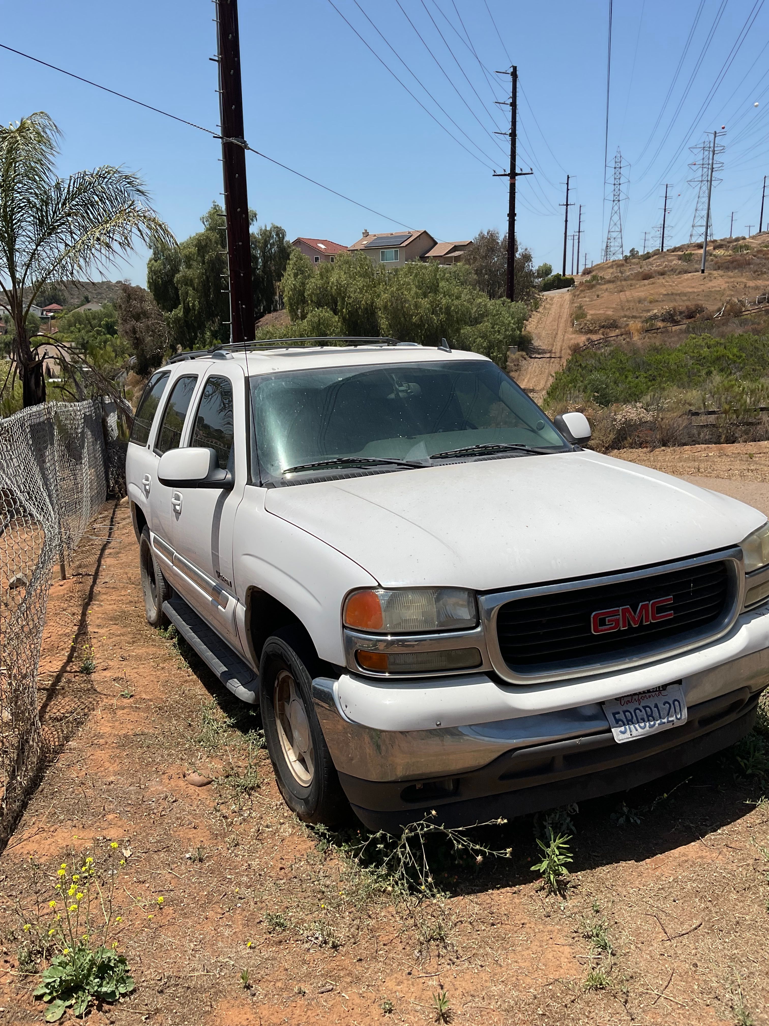 Used 2006 GMC Yukon SLT w/ SLT Preferred Equipment Group RWD image 2