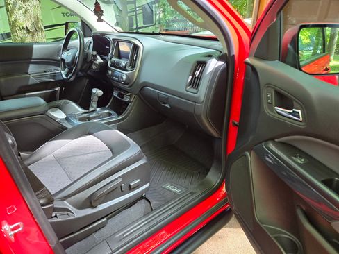 Used 2019 Chevrolet Colorado Z71 image 8