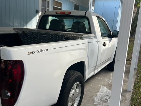 Used 2008 Chevrolet Colorado LS image 4