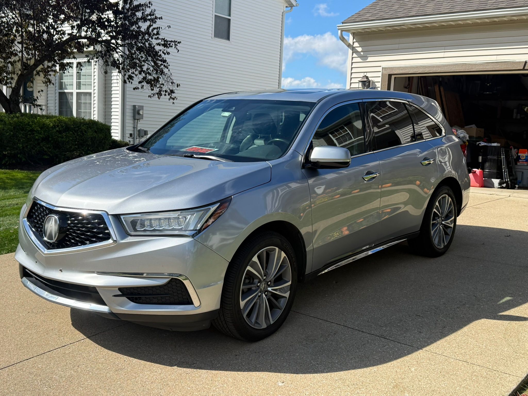 Used 2018 Acura MDX w/ Technology Package AWD/4WD image 1