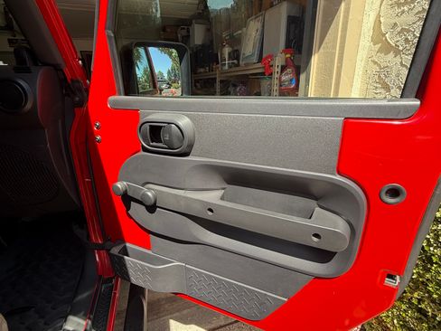 Used 2009 Jeep Wrangler X image 18