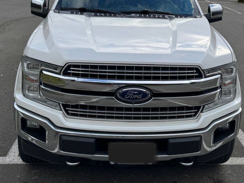 Used 2018 Ford F150 Lariat w/ Equipment Group 502A Luxury image 4