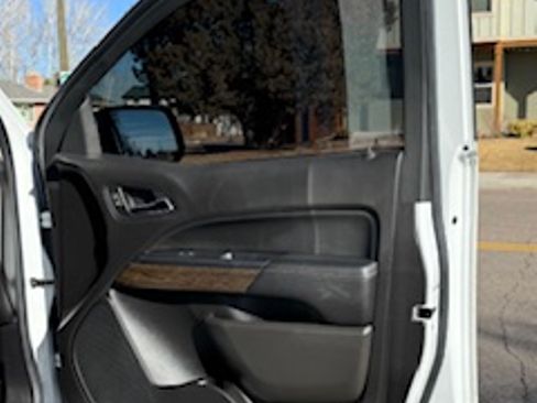 Used 2019 GMC Canyon Denali image 12