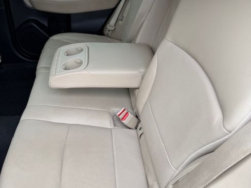 Used 2017 Subaru Outback 3.6R Limited image 12