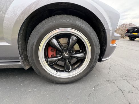 Used 2007 Ford Mustang GT Premium image 11