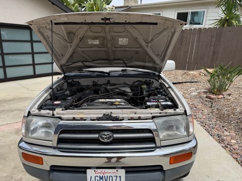 Used 1996 Toyota 4Runner SR5 AWD/4WD image 12