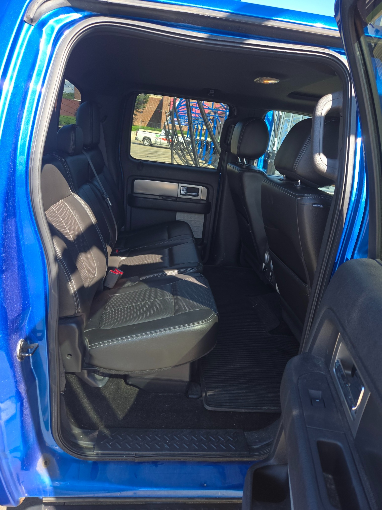 Used 2014 Ford F150 FX4 w/ Equipment Group 402A Luxury AWD/4WD image 11