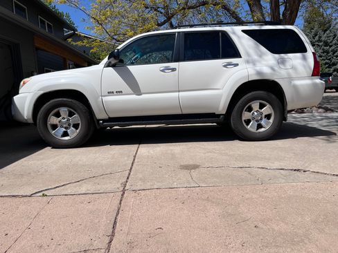 Used 2007 Toyota 4Runner Sport image 1