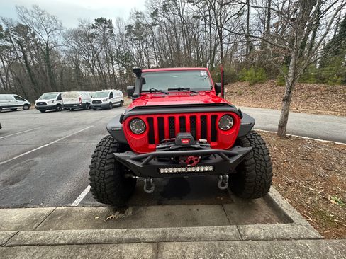 Used 2022 Jeep Wrangler Sport image 8