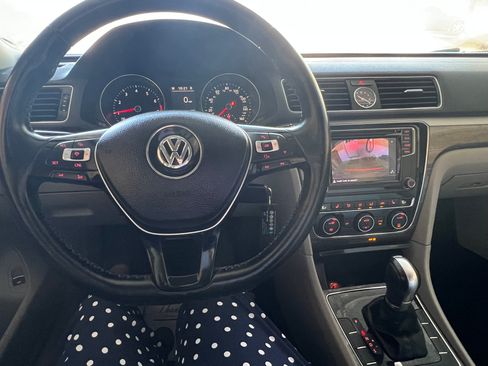 Used 2016 Volkswagen Passat 1.8T SE image 20