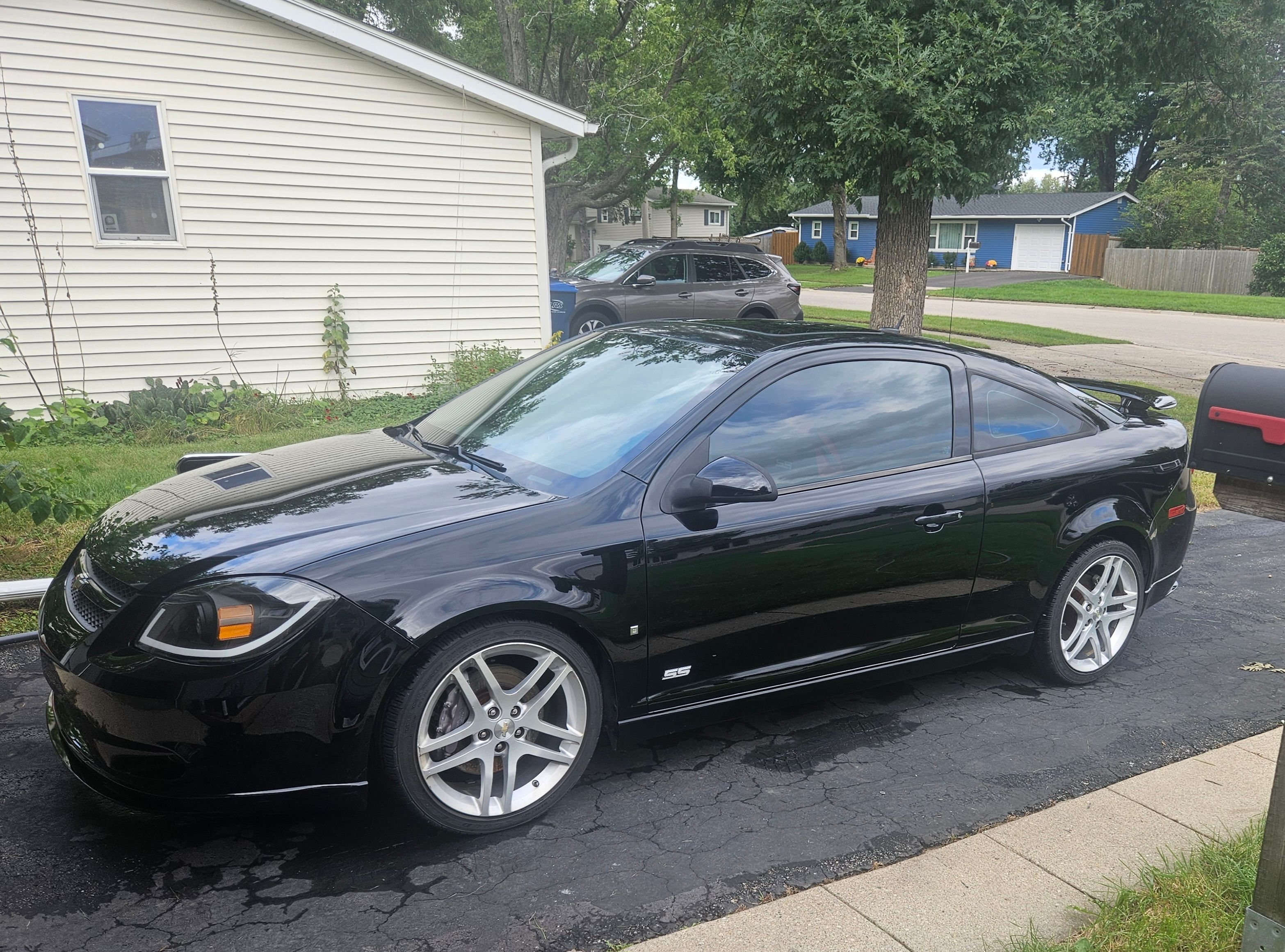 Used 2009 Chevrolet Cobalt SS FWD image 1