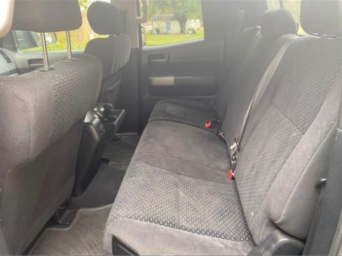 Used 2011 Toyota Tundra 4x4 Double Cab image 10
