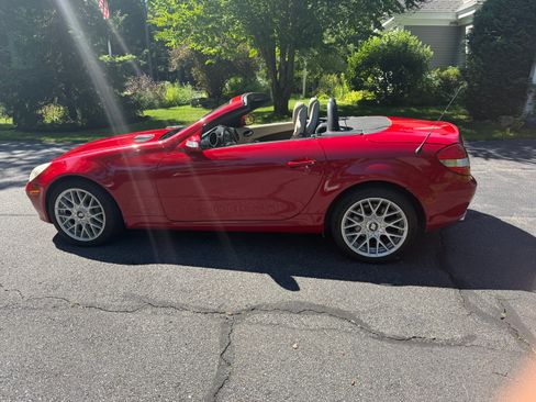 Used 2005 Mercedes-Benz SLK 350 image 11