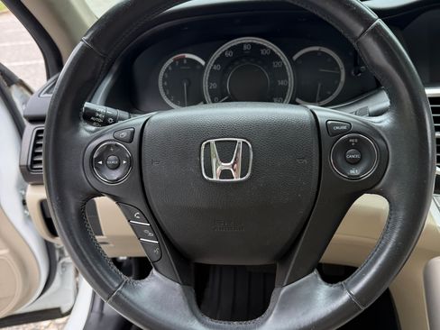 Used 2014 Honda Accord EX-L image 17