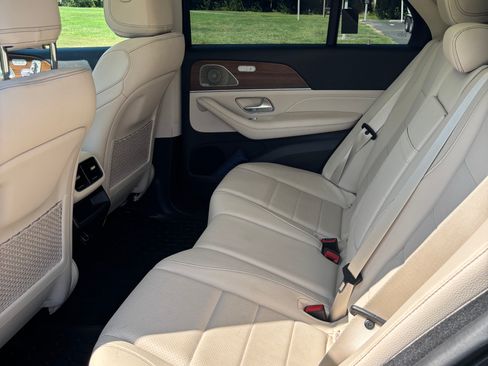 Used 2023 Mercedes-Benz GLE 450 4MATIC image 12