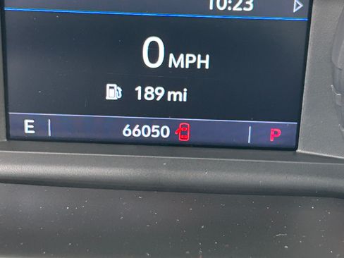 Used 2020 Chevrolet Silverado 1500 LT w/ All-Star Edition image 5