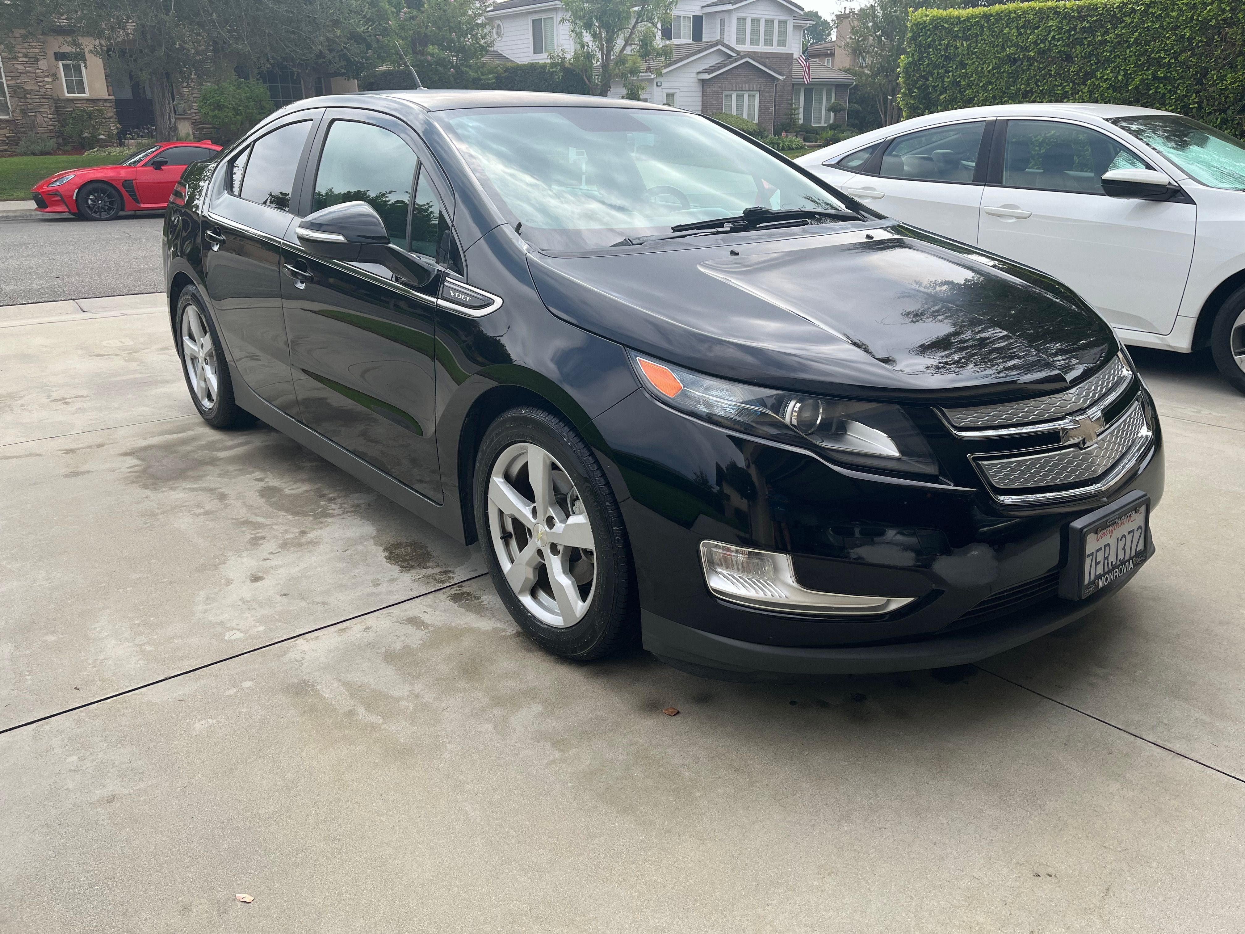 Used 2014 Chevrolet Volt w/ Enhanced Safety Package 1 FWD image 4